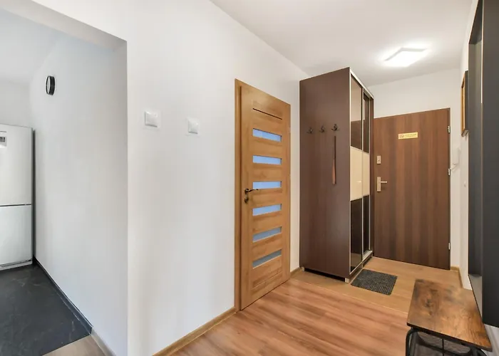 Point Apartment, Center 아파트 소스노비크